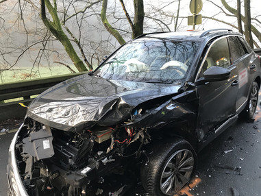 News: LZ Nord: Technische Hilfe nach Verkehrsunfall (Schöllerhof)