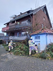 LZ Blecher: Technische Hilfe Baum (Erberich)