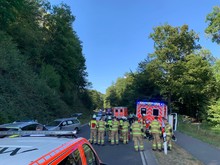 LZ Blecher, LG Voiswinkel, LG Scherf: Technische Hilfe nach Verkehrsunfall (Menrath)