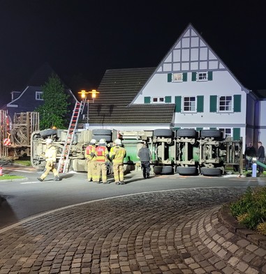 News: LZ Blecher: Technische Hilfe nach Verkehrsunfall (Osenau)