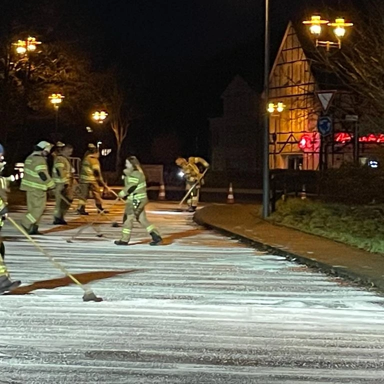 News: LZ Blecher, LG Voiswinkel: Technische Hilfe Ölspur (Odenthal) (05.02.2023, 17:34 Uhr)