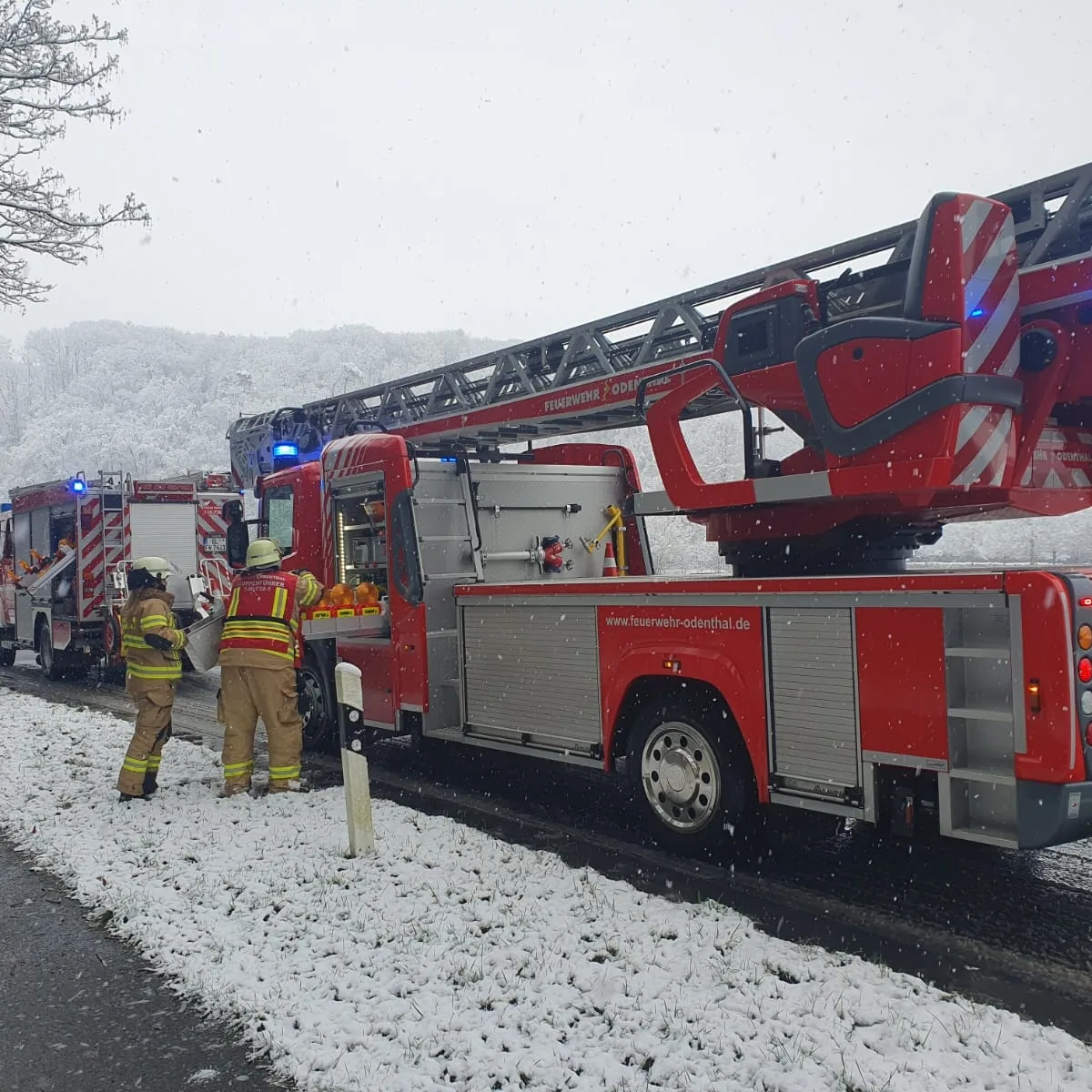 News: LZ Blecher: Technische Hilfe Baum (Odenthal) (08.03.2023, 09:25 Uhr)