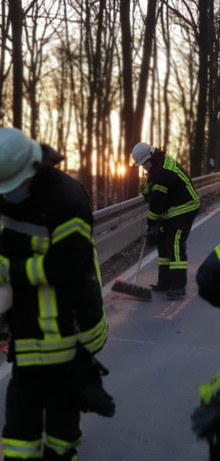 LG Scheuren: Technische Hilfe nach Verkehrsunfall (Altenberg)