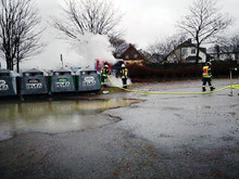 LZ Odenthal Süd: Kleinbrand Altkleidercontainer (Eikamp)